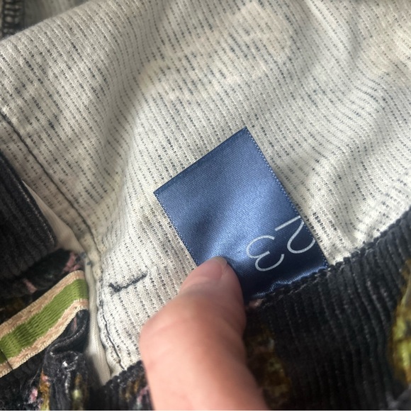 Anthropologie Pilcro The Icon Corduroy Flare Low-Rise Jeans Pants Floral Size 23 - Picture 10 of 15